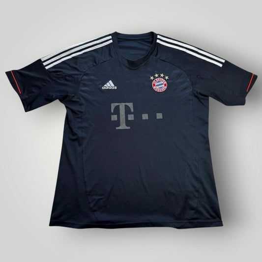 Adidas Bayern Munich 2012/13 third jersey