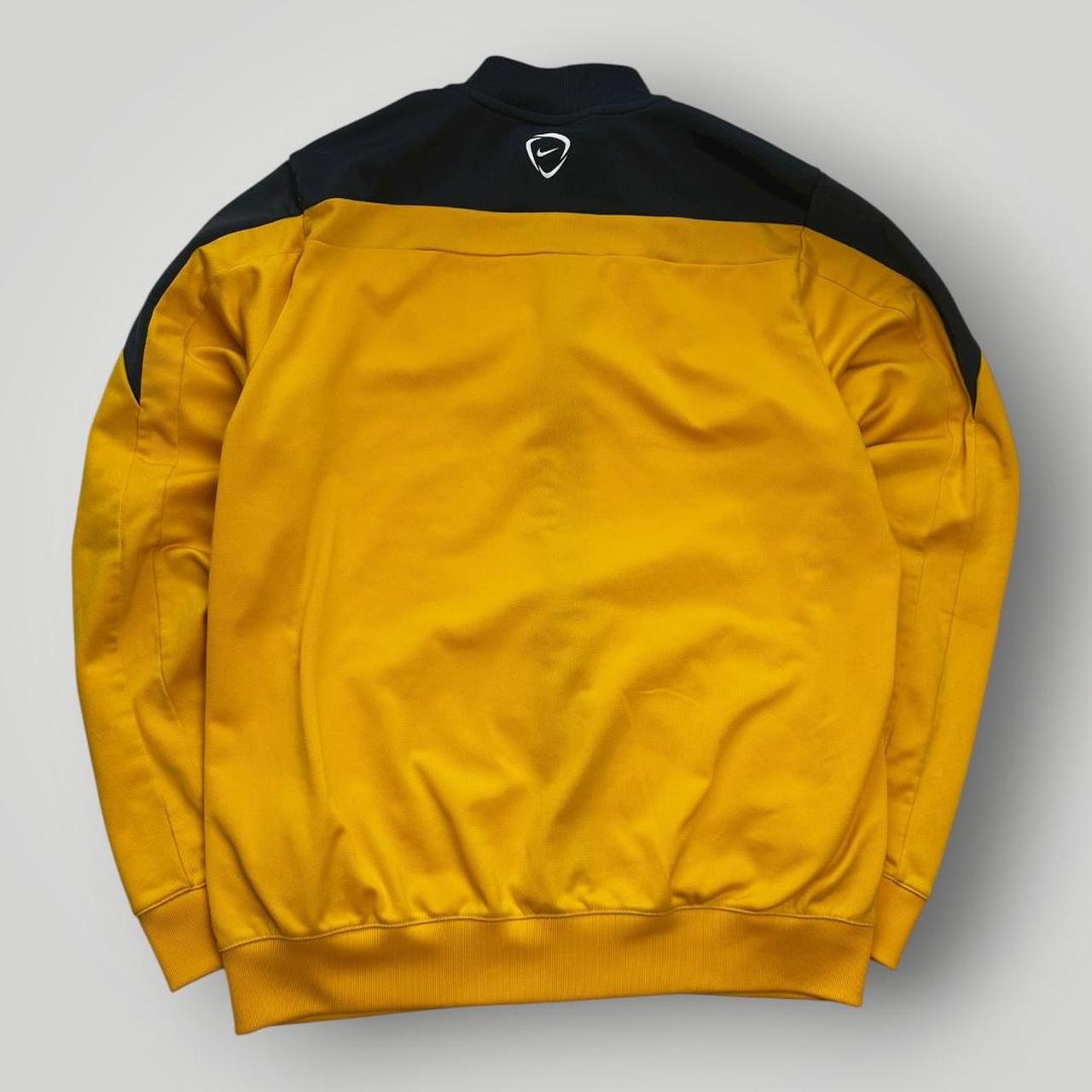 Nike Juventus yellow and black Trackjacket