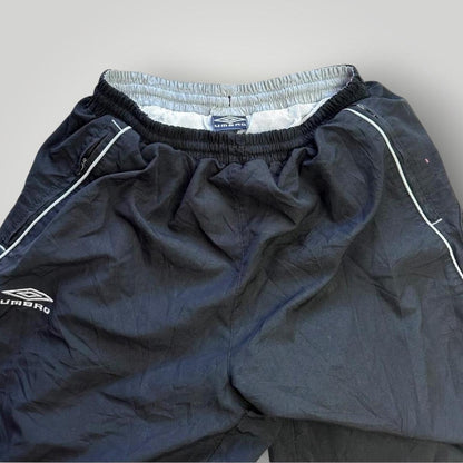 Umbro Men's Navy Trackpants
